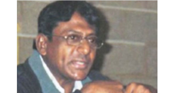  Devadasan, a political prisoner, has stop his food strike.