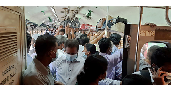 Risk of corona spreading by train?