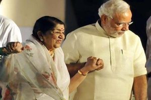 lata mangeshkar and modhi