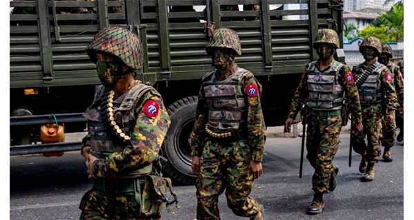 Myanmar army commits war crimes ..!