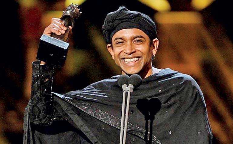 NEWSOlivier Award winner returns home to support peaceful protests