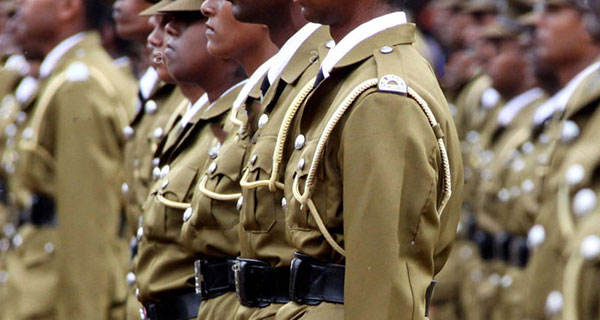 බන්ධනාගාර දෙපාර්තමේන්තුව අවසානයේ ඇවන්ගාඩ් යටතටද?