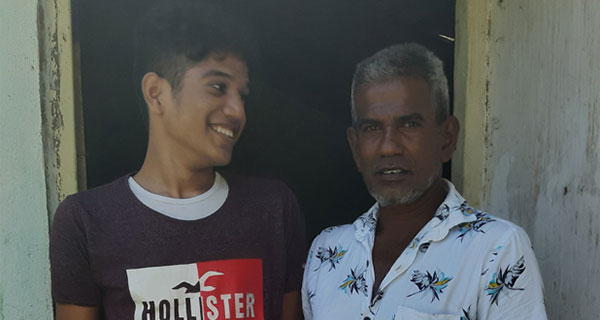නිහඬබවේ අනුකූලත්වය: ඇමරිකාවේ ෆ්ලොයිඩ් සහ අලුත්ගම තාරික්