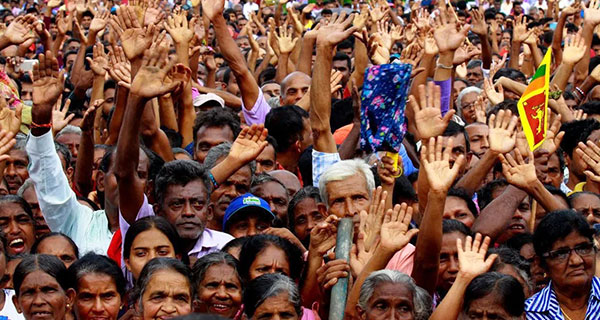 වියත් දේශපාලන ප්‍රභූ පැලැන්තිය  හා ජනප්‍රිය දේශපාලනය