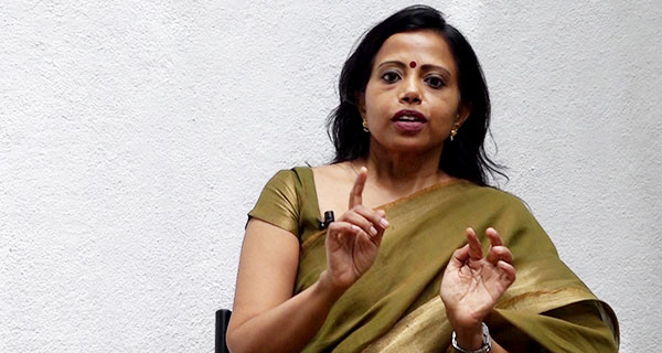 පොලිස් දෙපාර්තමේන්තුව බලය හා බලහත්කාරය මත පදනම් වූ පුරුෂ මූලික ආයතනයක්. – අම්බිකා සත්කුණනාදන්