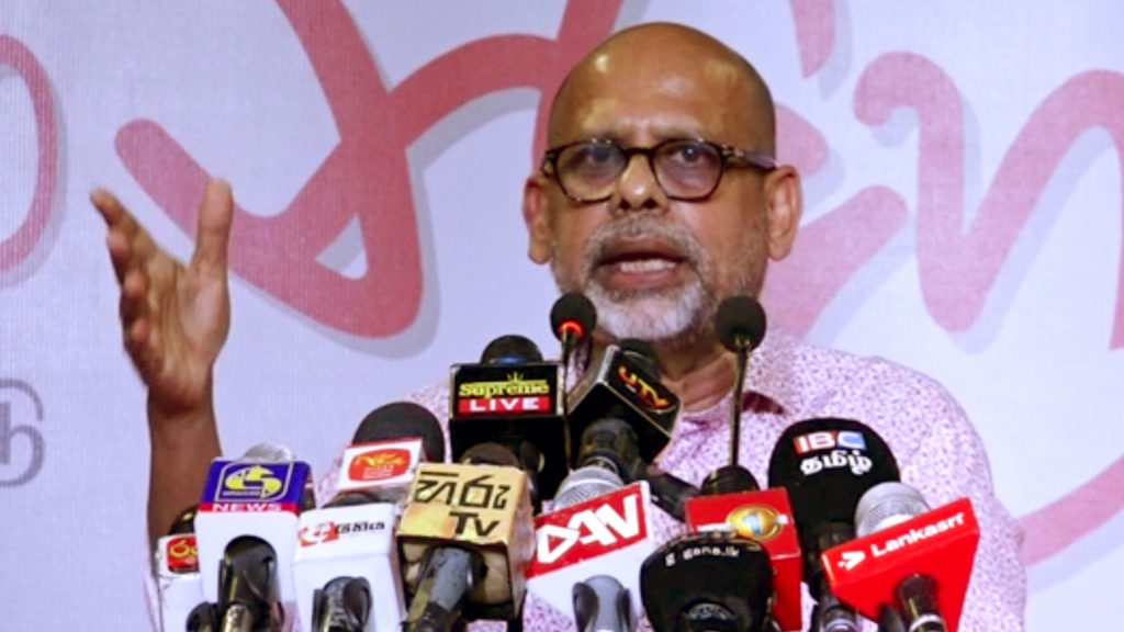 “මහින්දගේ සාමාන්‍ය ආණ්ඩුවකට මම විරුද්ධ නෑ!” – ගාමිණී වියන්ගොඩ