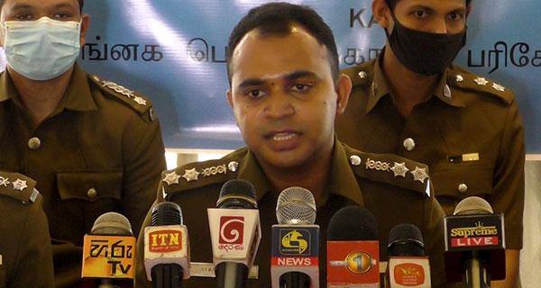 මහජන සෞඛ්‍ය පරීක්ෂකවරු “දළදා පෙරහැර” අත නොහරියි!