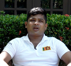 පොලීසියේම හිංසනයට ලක් වූ පොලිස් නිළධාරියෙකුගේ කතාව!