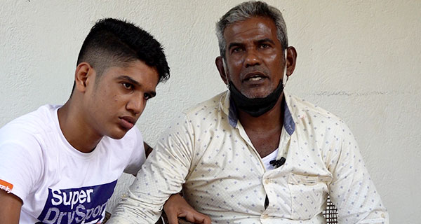 පොලීසිය, තාරික්ට ගැහුවේ ඇඳිරි නීතිය උල්ලංඝනය කළ දෙන්නෙක් එක්ක