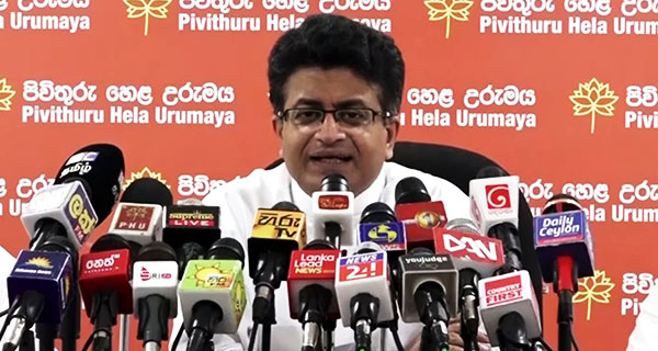 “ඡන්දෙට වෙන බොරුවක් හොයාගන්න, MCC අත්සන් කරන්නේ නෑ” ගම්මන්පිල විපක්ෂෙට කියයි!