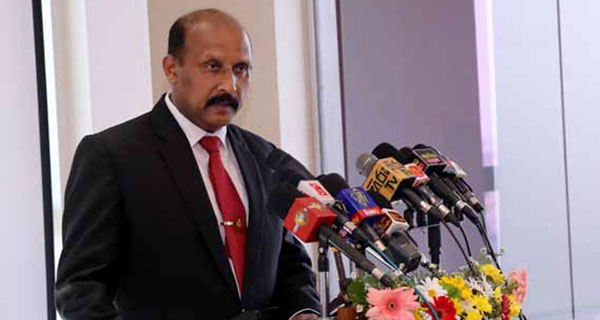 මිනිසුන්ට ජීවත් වීමට හැකි පරිසරයක් හදන්න නම් ආරක්ෂක අංශත් එක් විය යුතුයි!