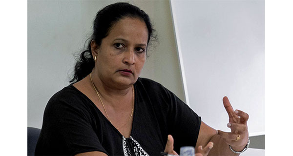 කටුනායක වෙළද කලාපය වසා දැමිය යුතුයි – චමිලා තුෂාරි