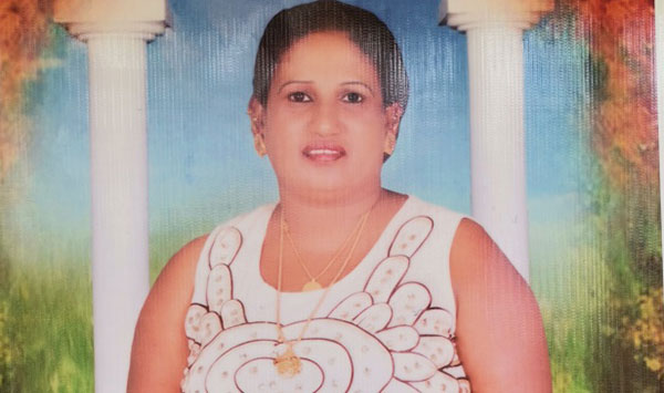 මා ඉදිරිපිටම පුංචි අම්මාට පොලීසියෙන් ගැහැව්වා – මිය ගිය චාන්දනීගේ ඥාති දියනියක් පවසයි