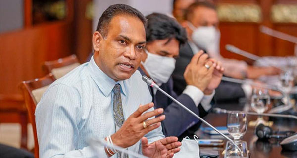 හෙට ගැන නිර්ණායක දෙන්න බැරි තරමට අවදානම්! – වෛද්‍ය ජයරුවන් බණ්ඩාර