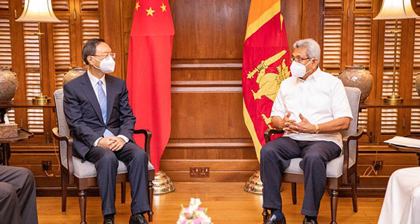 චීන රාජතාන්ත්‍රිකයන්ගේ හදිසි ශ්‍රී ලංකා සංචාරය පිළිබඳ දේශපාලනික විමසුමක්