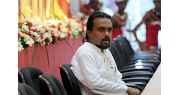 සක්විති රජකමටත් වඩා ලොකු අමෙරිකන් පුරවැසිකම හෙවත් ලොස් ඇන්ජලීස් කැසිල්ල!