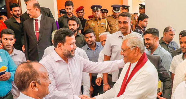 “රිෂාඩ් ආණ්ඩුවට ගන්නේ නෑ”