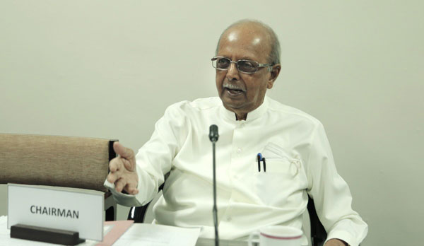 කොරෝනා සමාජගත වී අවසන්.. කොළඹ තත්වය ඉතාම බරපතලයි – මහාචාර්ය තිස්ස විතාන (video)