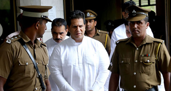 කොවිඩ් බිය අස්සේ දුමින්දට නිදහස දෙයිද?