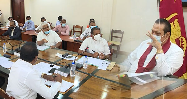 ඔවුන්ට මව්රටට පැමිණීමට විදේශ කටයුතු අමාත්‍යාංශයේ අනුමැතිය ලැබෙයිද?