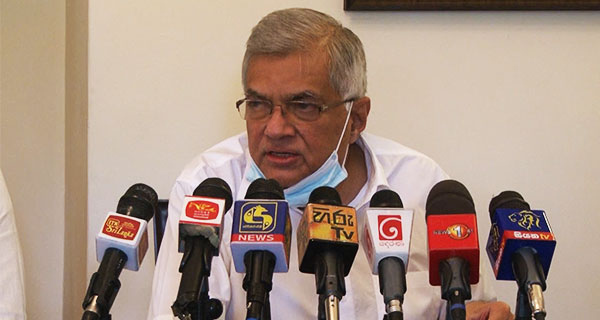 සෞඛ්‍යයට ප්‍රතිපාදන තිබියදී ආණ්ඩුව පෞද්ගලික අංශයෙන් හිඟාකන්න අවශ්‍ය නෑ – රනිල්
