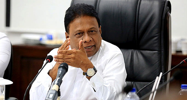දුපත් තුන ගැන ඩලස්ගෙන් හරස් කතාවක්!