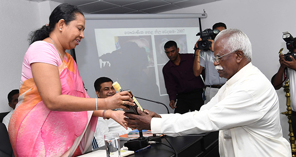 ඇස්ට්‍රාසෙනෙකා වගේ ද අපේ දේශීය බඩු..