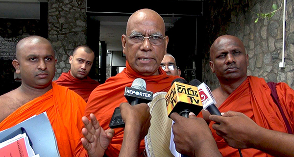 වරාය නගරය පනත “එක රටක්-නීති දෙකක්” බවට චෝදනාවක්!