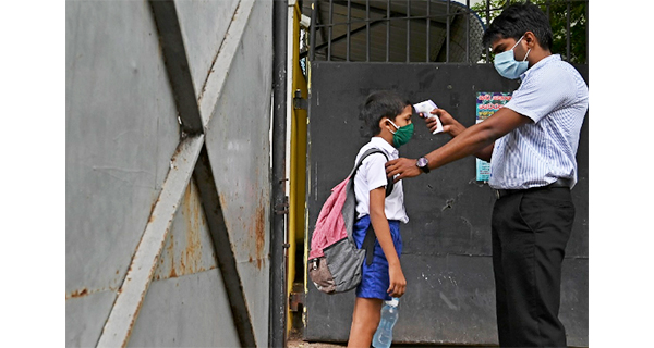 අවුරුද්දක් අධ්‍යාපනය අඩාළ වූ ළමුන්ට මොකද වෙන්නේ? – ලංකා ගුරු සංගමය