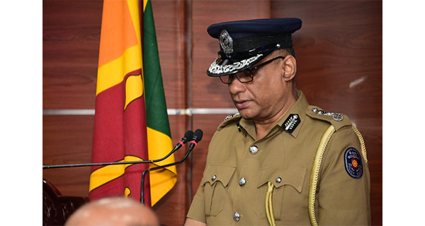 නිලයේ වගකීම පැහැරහැරියාට පොලිස්පතිට එරෙහිව පොලිස් කොමිසමට පැමිණිල්ලක්!