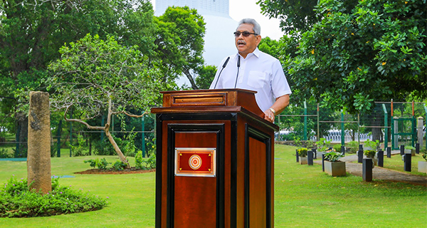 සමත් නායකයෙක් ජාතිය ඇමතීමට නම්!