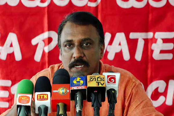 බස් ගැමුණුගේ අපූරු ඉල්ලීම !