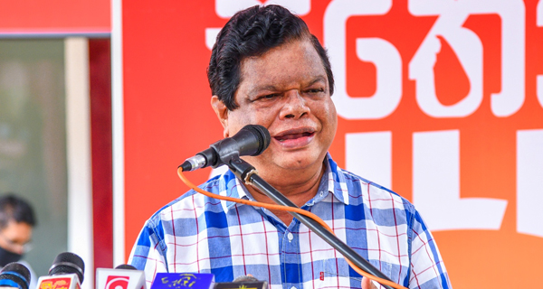 ජනාධිපති සතොස කරුමය  බන්දුලට උරුම කළ හැටි කියයි.