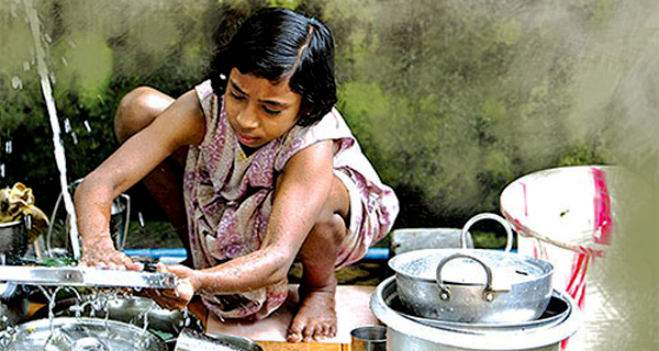 දුප්පත්කම නිසා මිනිස් ජාවාරමට ගොදුරු වන අපේ දරුවන්!