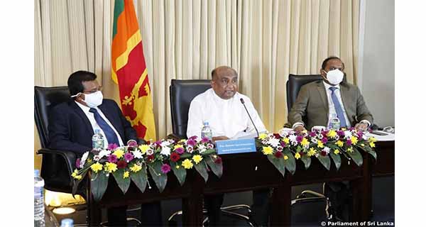 තොරතුරු පනත නිසා පාර්ලිමේන්තු ප්‍රජාත්‍රන්තවාදය ශක්තිමත් වෙලා – කථානායක ලෝකයටම කියයි!