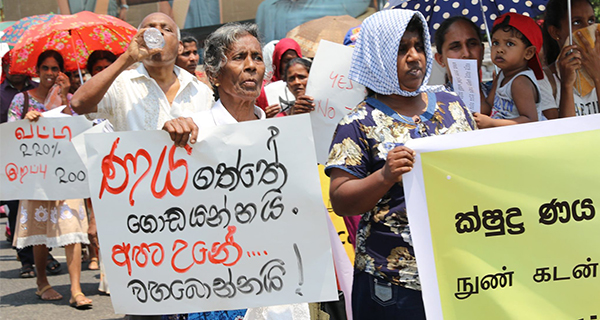 ක්ෂුද්‍ර මුල්‍ය ණය නිසා ලංකාවේ කාන්තාවන් 200ක් දිවි නසාගෙන – UN කියයි!