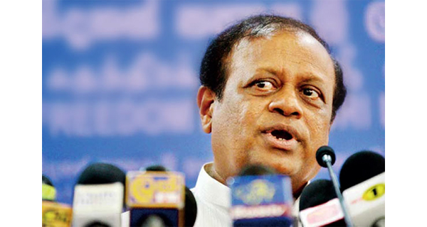 “තීන්දු තීරණ ගන්නා අය විදෙස් ආක්‍රමණිකයන්ට වඩා අන්තයි!”