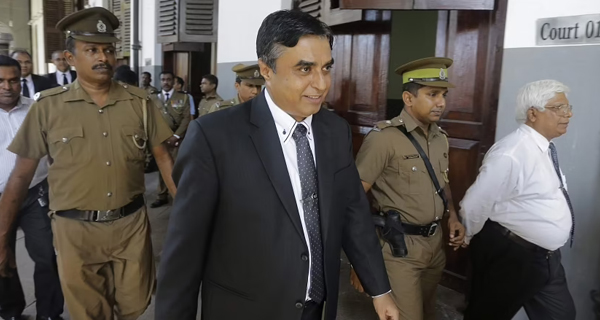 පූජිත්ට එරෙහිව ගෙනා ලේඛන පූජිත්ගේ පිහිටට