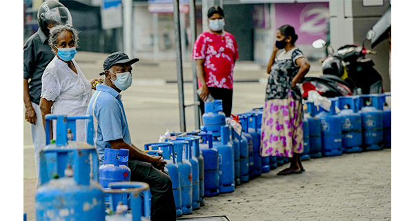 domestic gas cylinder costs dollar crisis in sri lanka