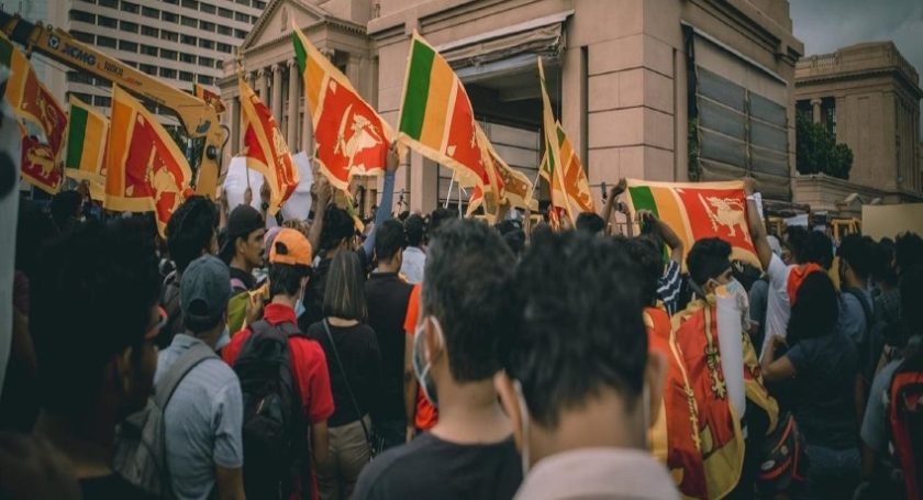 ගෝටා ගෝ ගමේ අරාජිකවාදය ගැන