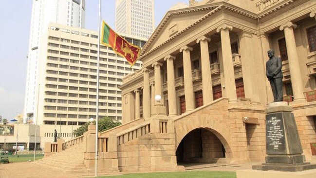 ජනපති ලේකම් කාර්යාලත් වීසිවෙයි