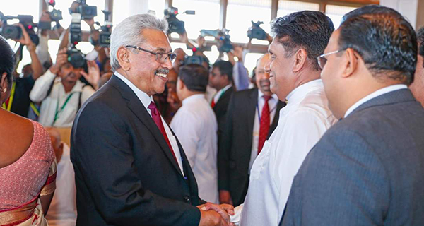 “මම අයින් වෙන්නේ නෑ” ජනාධිපති සජබට කියලා.