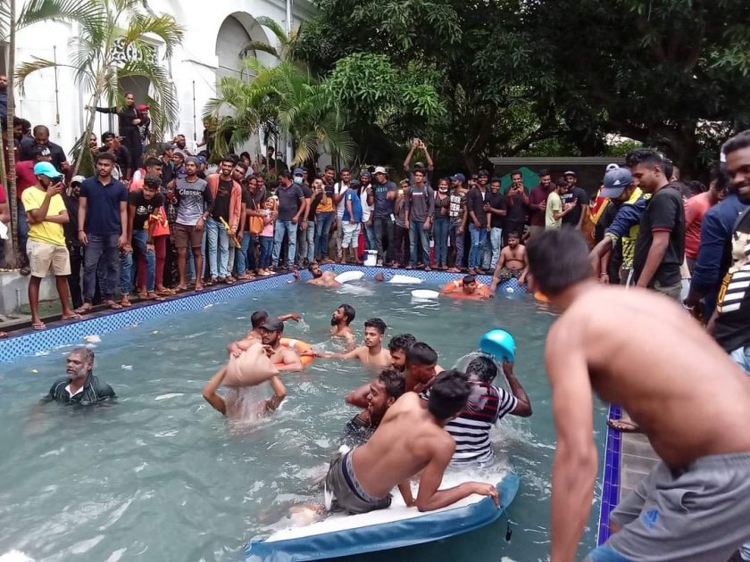 මන්දිර සොමිය ගැන මගේ සත දෙක..!