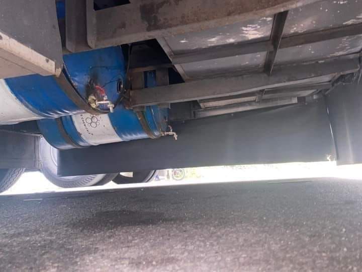 තෙල් කළු කඩ සහ ත්‍රිරෝද රථ වල භූමිකාව