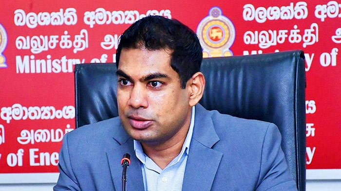 බිල වැඩි නම් පන්සලේ සූර්ය පැනලා ගහගන්න -ඇමති කංචන