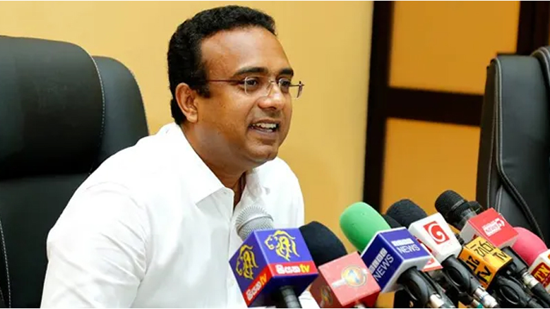 ලබන වසරේ ගෘහ සේවිකාවන් විදේශගත වීම නතර කරනවා – මනූශ