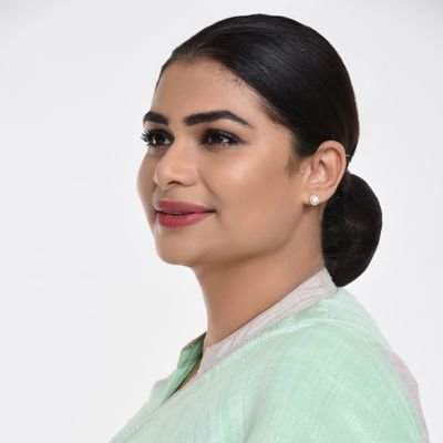 හිරුණිකා පුරපති සටනට..!