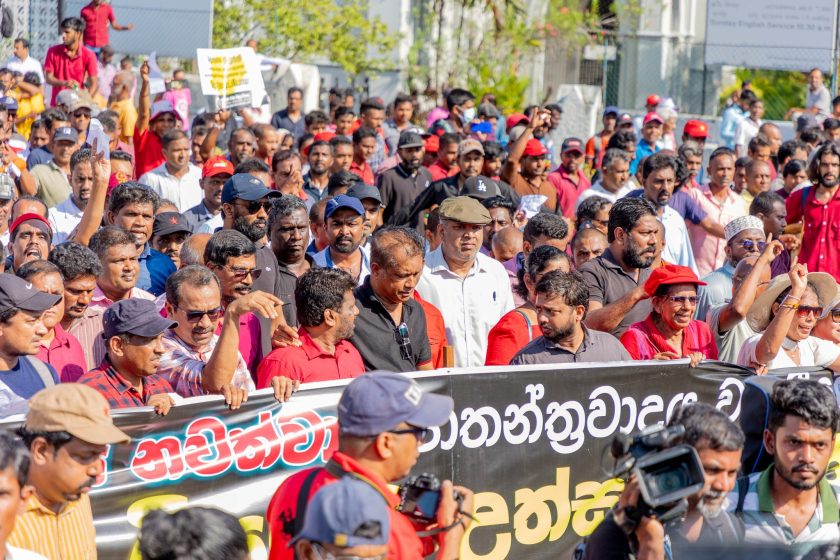 මේ දිගහැරෙන්නේ ‘කෑදර ප්‍රජාතන්ත්‍රවාදය’ට එරෙහි විප්ලවයකි…