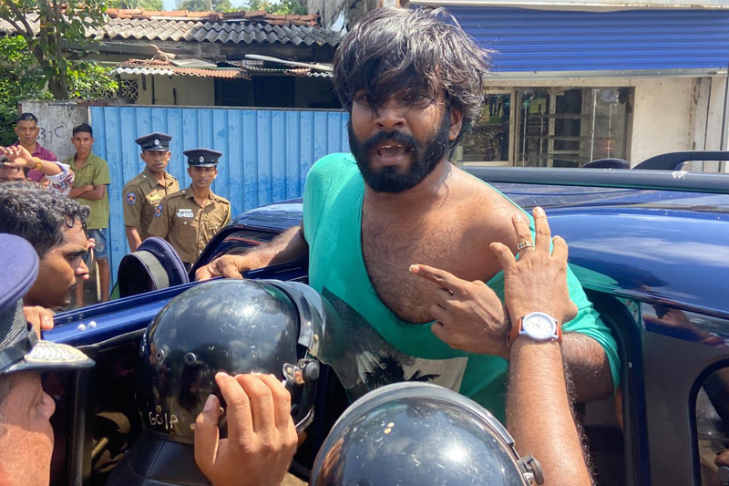 තරුණ ජනමාධ්යවේදීන්ගේ සංගමය පොලිස්පතිට ලියයි!