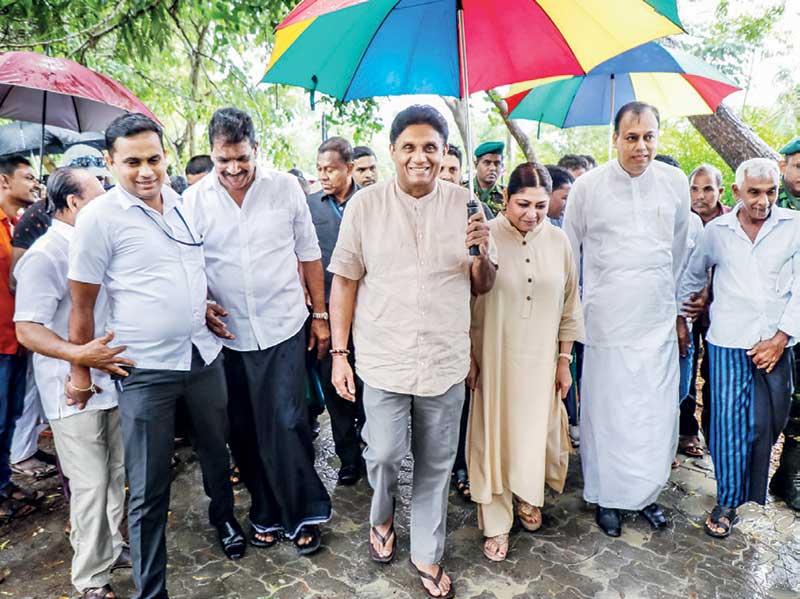 ආණ්ඩුව කළ යුතුදේ අද විපක්‍ෂයට කරන්න වෙලා!